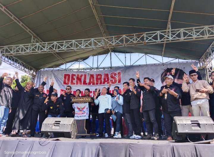 Gelar Deklarasi, Ribuan Massa Ormas GRIB JAYA Jatim Dukung Prabowo-Gibran
