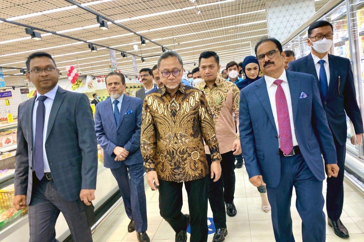 Kunjungi Lulu Group International di Abu Dhabi, Mendag RI Zulhas: Dorong Produk UKM Indonesia Tembus Pasar Timur Tengah