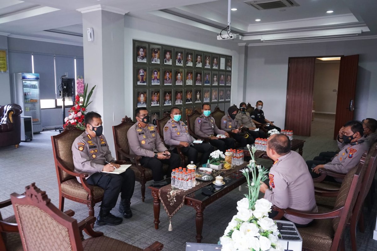 Dirsamapta Polda Jatim, Bahas Pelaporan Data Covid-19 di Polresta Sidoarjo
