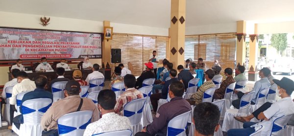 Penanganan Wabah PMK, Polsek Pujon Gelar Rakor Bersama Komisi lll DPRD Kabupaten Malang