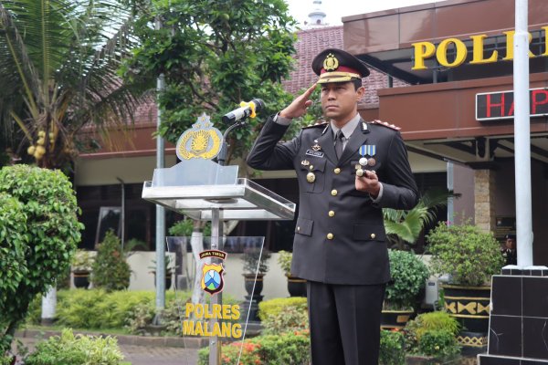 Kapolres Malang AKBP Putu Kholis, Jadi Inspektur Upacara Peringatan Hari Pahlawan Nasional 10 November