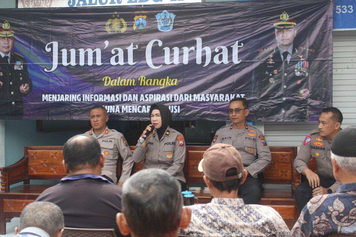 Jumat Curhat, Polresta Malang Kota Tampung Aspirasi Sopir Angkot Terminal Landungsari