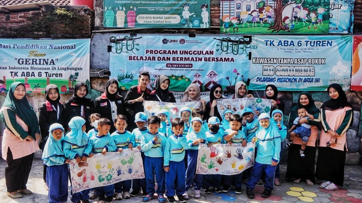 Kembangkan Kreativitas Anak Usia Dini Lewat Finger Painting, Mahasiswa UMM KKN di TK ABA Turen