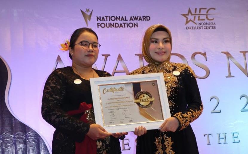 MUSAFIR Internasional Indonesia Raih Best Choice in Umroh and Haji Travel Awards 2022, pada Mediatama Awards Night 2022
