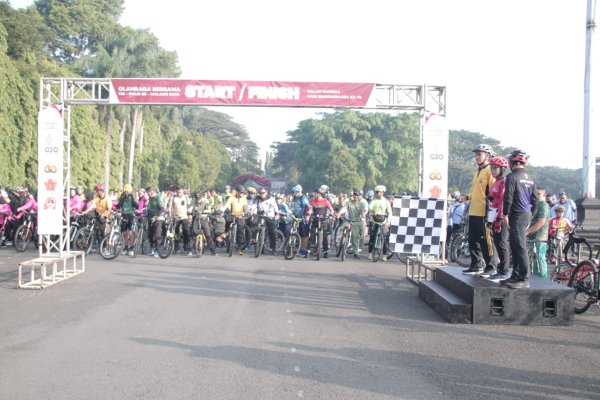 Peringati Hari Bhayangkara, TNI-Polri Se-Malang Raya Gelar Gowes Bersama