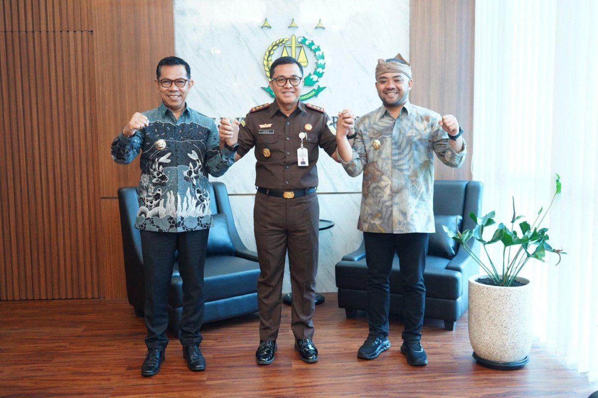 Wali Kota Batu, Nurochman dan Wakil Wali Kota Batu, Heli Suyanto Pererat Sinergi dengan Kejari Batu 