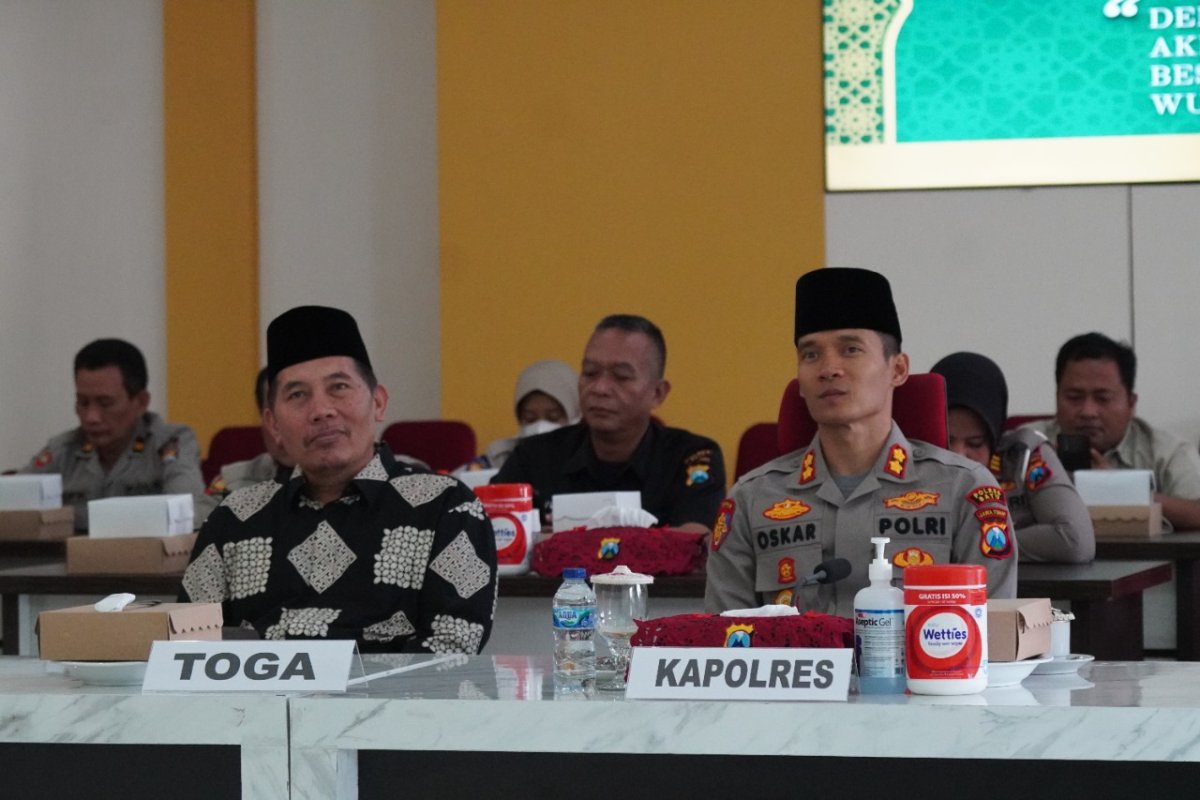 Kapolres Batu AKBP Oskar Hadiri Peringatan Maulid Nabi Muhammad SAW Secara Virtual