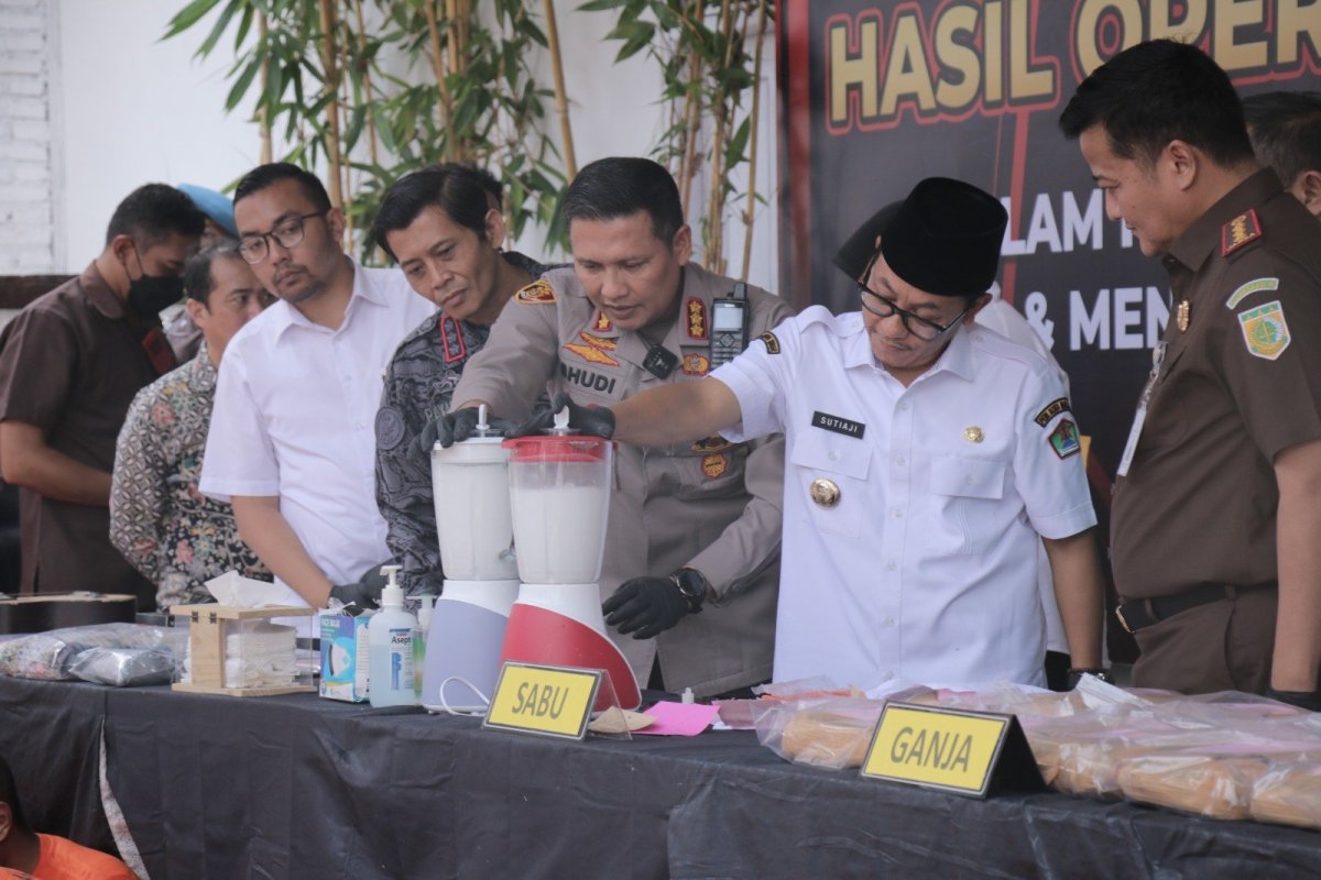 Wujudkan Kota Malang Bersih Narkoba, Polresta Malang Kota Musnahkan BB Narkoba dan Miras