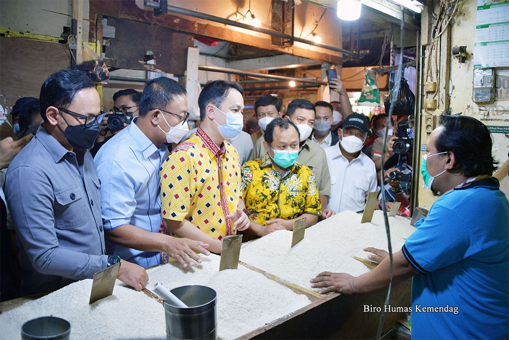 Sidak Pasar di Bogor, Wamendag RI: Harga Bapok di Kota Bogor Secara Umum Aman dan Stabil