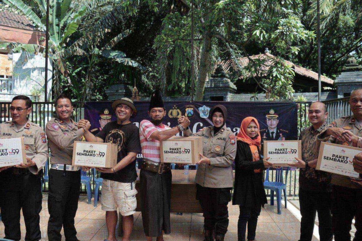 Melalui Jum’at Curhat, Polresta Malang Kota Tampung Aspirasi Komunitas Pecinta Sepeda Ontel