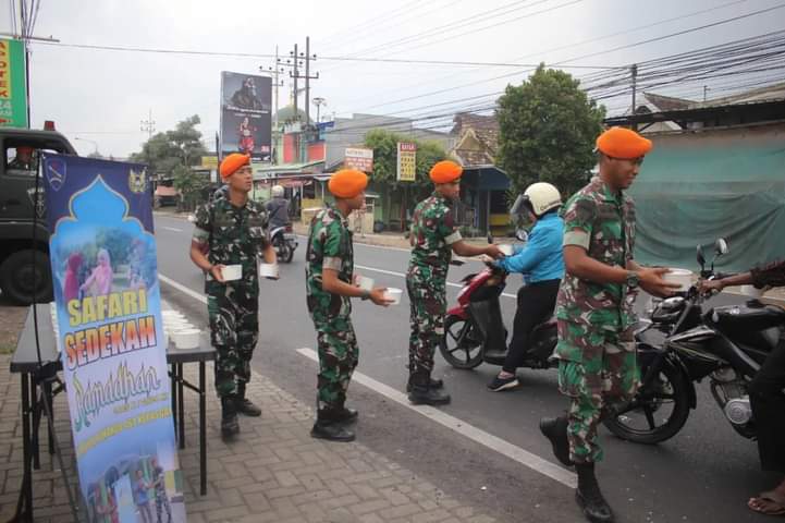 YONKO 464 KOPASGAT Berbagi 1000 Takjil Gratis