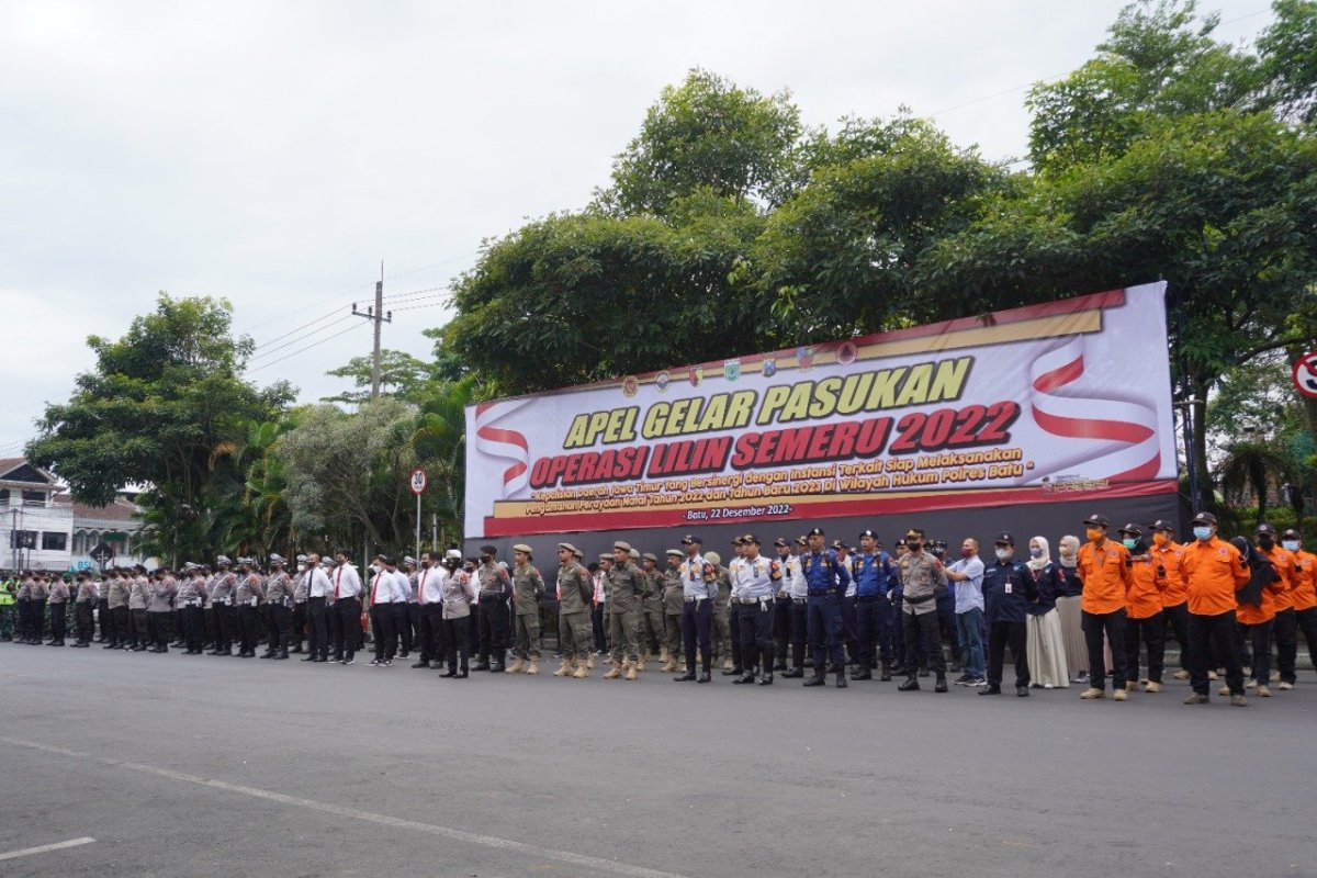 Jelang Nataru, Polres Batu Gelar Apel Pasukan Operasi Lilin Semeru 2022