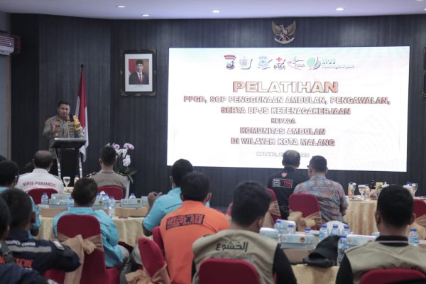 Polresta Malang Kota Beri Pelatihan PPGD Kepada Komunitas Ambulans Malang Raya