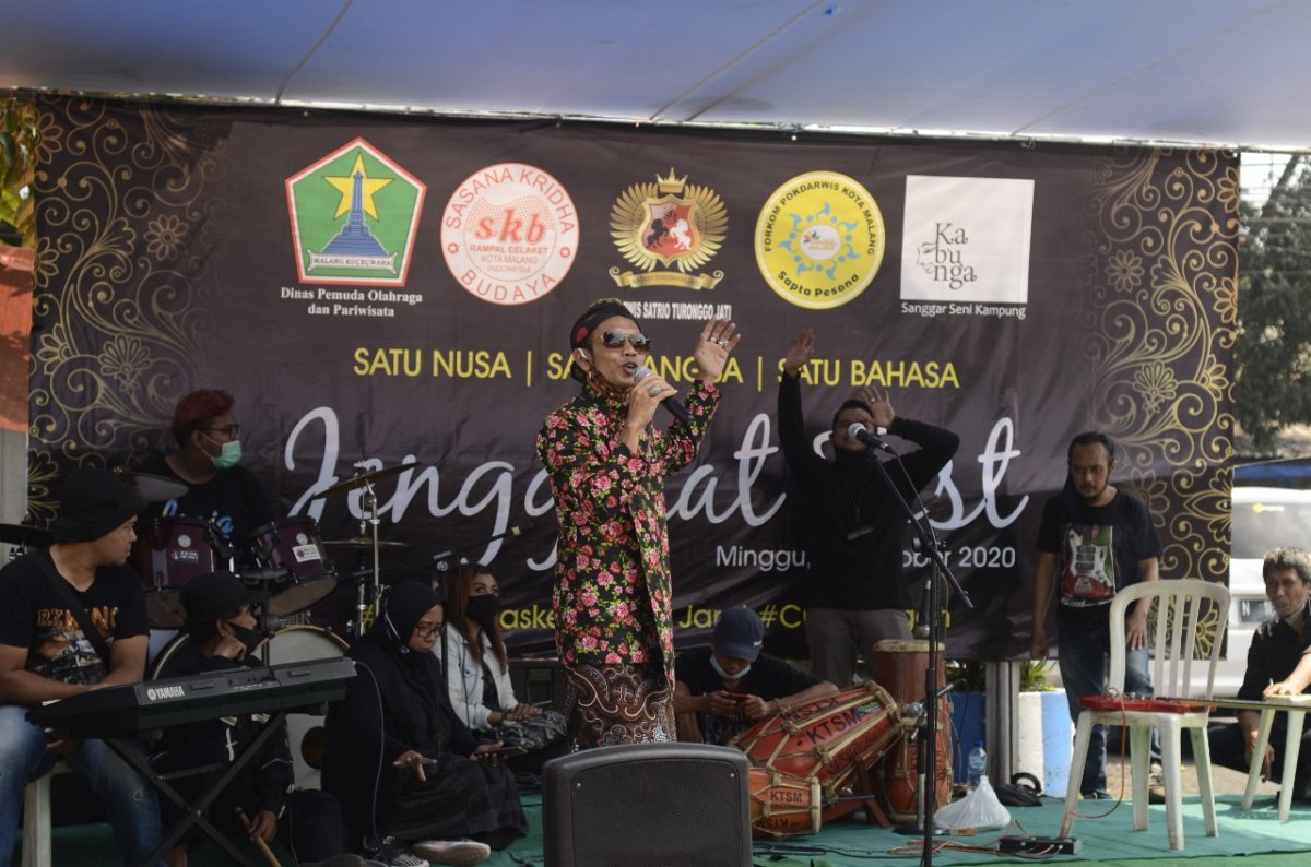 Sak Celupan Yudi Prata, Bangkitkan Seni Budaya Warga Kampung Celaket di Jenggirat Fest