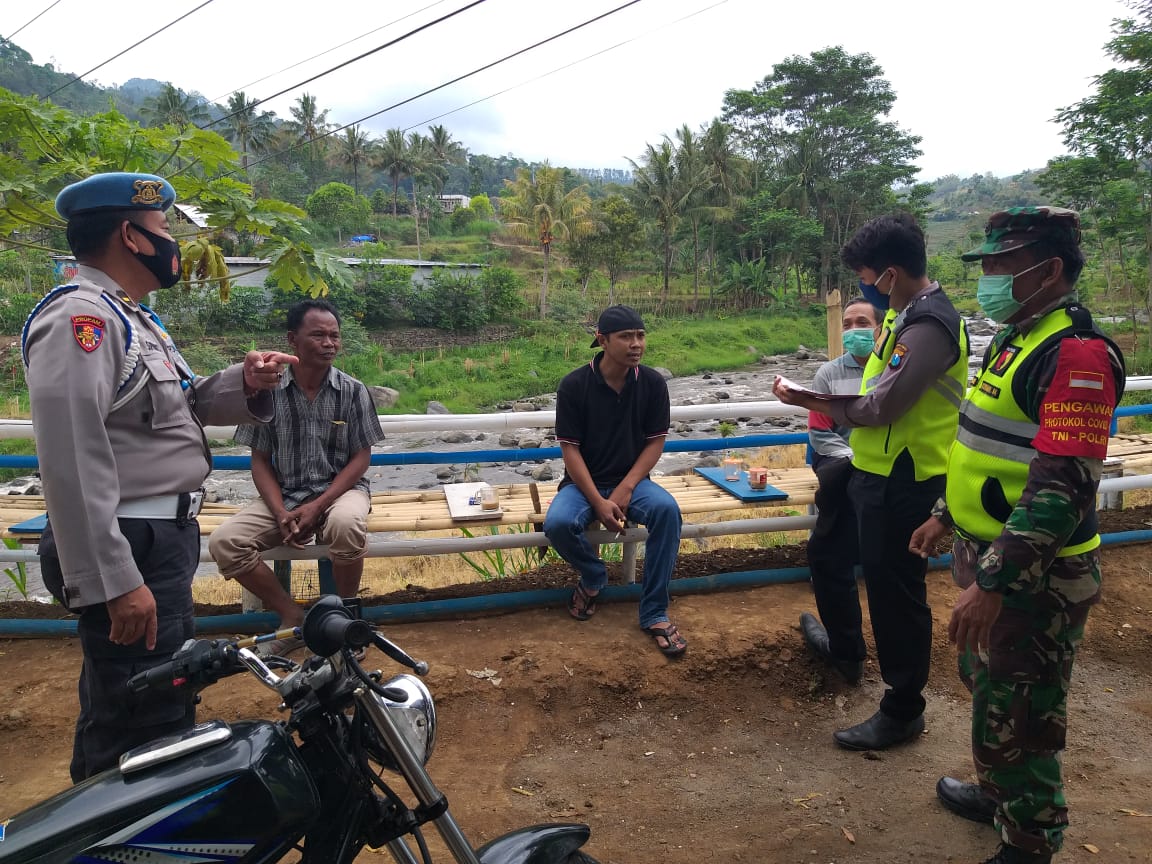 Operasi Yustisi, Polsek Ngantang Masih Dapati Masyarakat Tak Pakai Masker