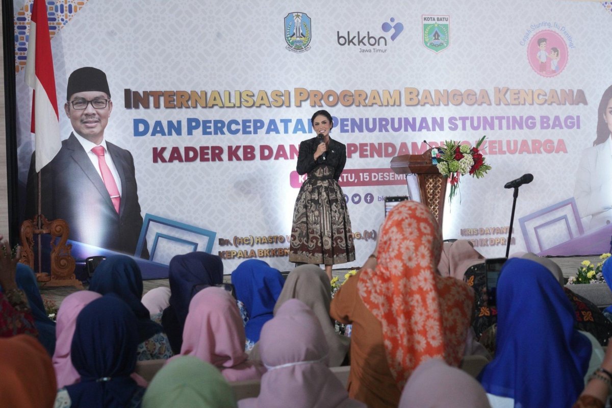 Internalisasi Program Percepatan Penurunan Stunting, Anggota DPR RI Komisi lX Krisdayanti: Anak Sehat dan Cerdas Generasi Penerus Bangsa