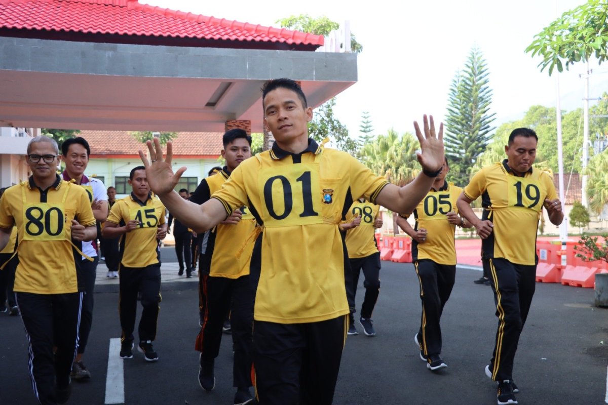 Kapolres Batu AKBP Oskar  Motivasi Anggota Melalui TKJ Periode 1 Tahun 2024