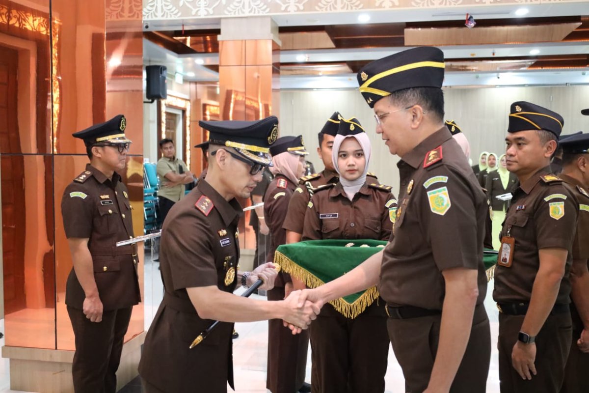 Pimpin Sertijab Kajari Batu, Kajati Jatim, Dr. Kuntadi Pesan Curahkan Keahlian, Kemampuan Manajerial dan Pengetahuan