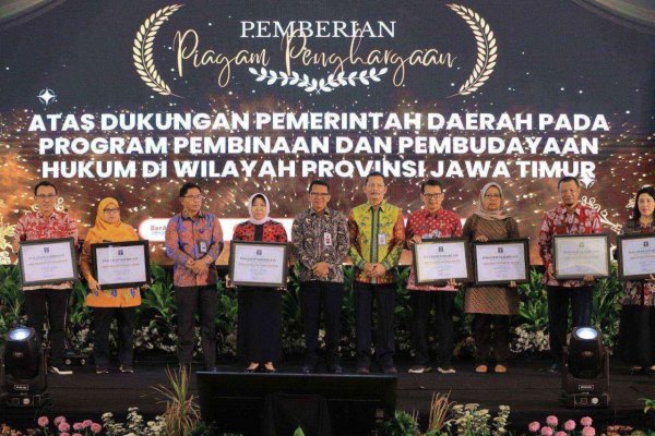 Kanwil Kemenkumham Jatim Resmikan 223 Desa/Kelurahan Bepredikat Anubhawa Sasana