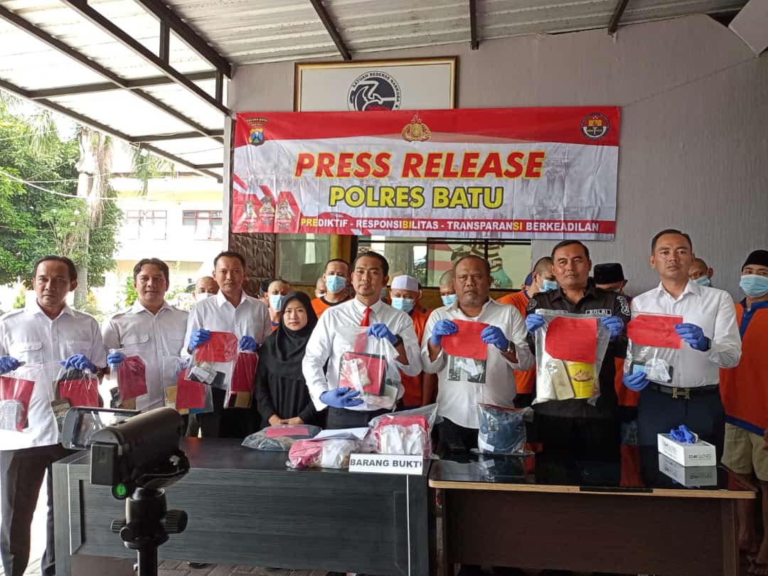 Gelar Press Release, Satresnarkoba Polres Batu Berhasil Ungkap Kasus Peredaran Narkoba