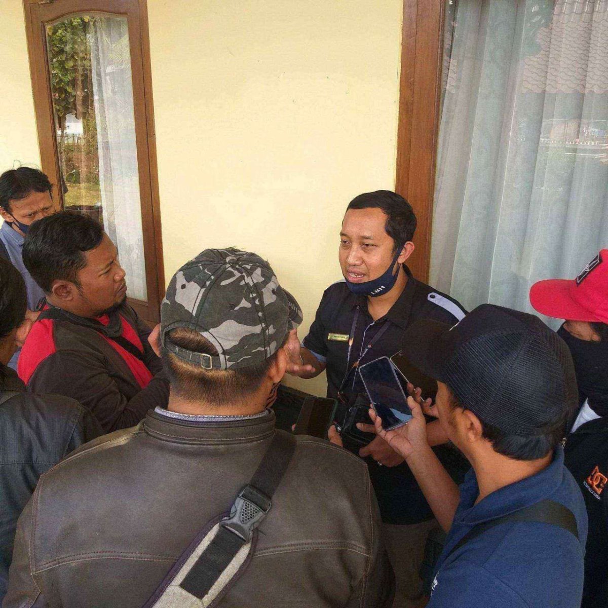 Polemik Warga Dengan Kades Selorejo, LBH Malang Cabut Kuasa