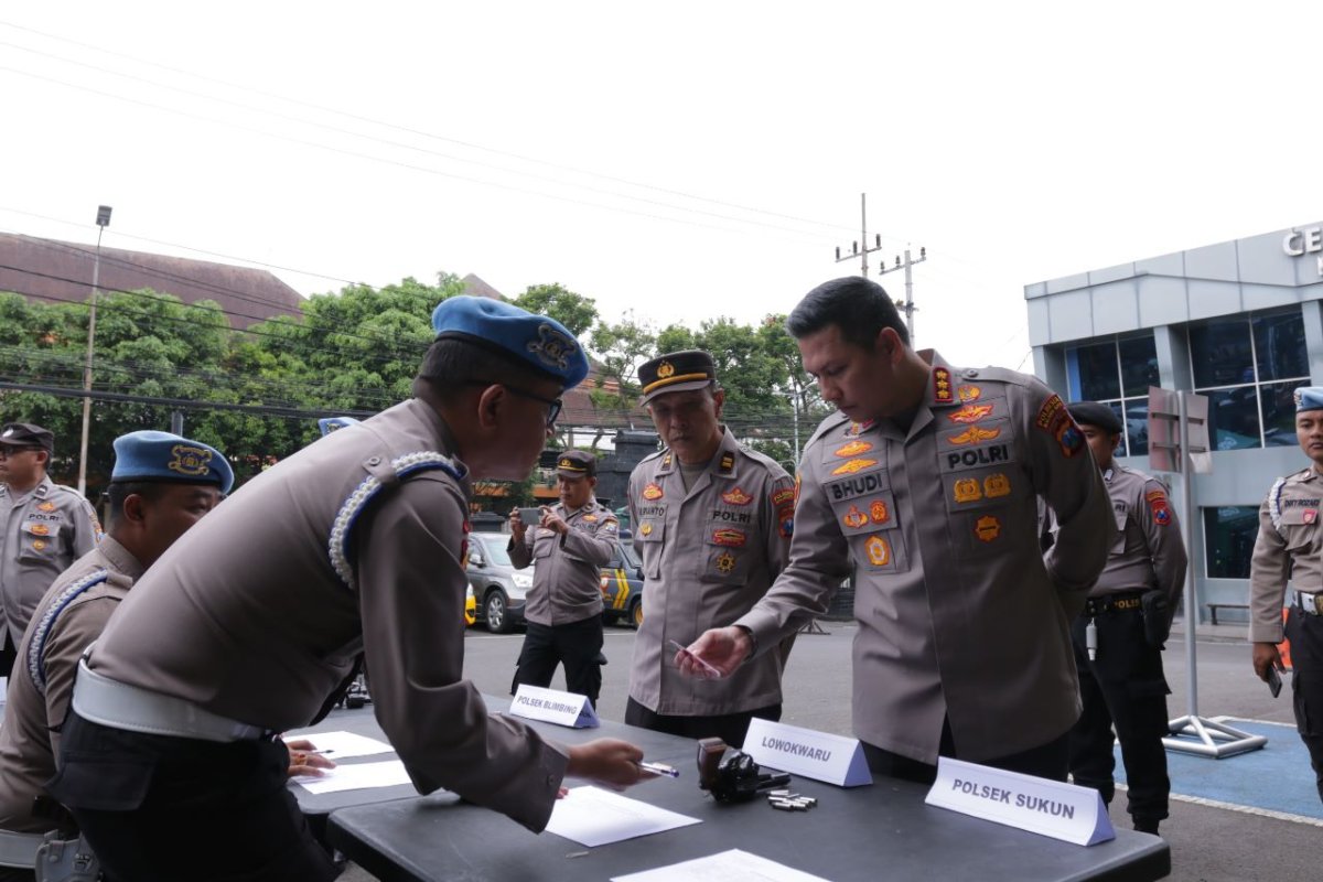 Cegah Penyalahgunaan, Kombes Pol. Buher Rutin Laksanakan Pemeriksaan Senpi Dinas