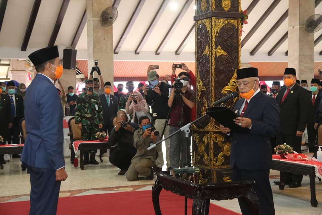 Bupati Malang Sanusi, Lantik Sekretaris Daerah