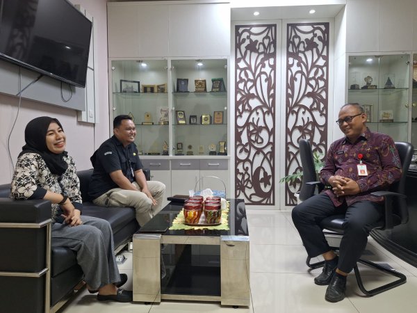 Terkait dengan Pemasangan APK, KPU Kota Batu Koordinasi Bersama Bakesbangpol