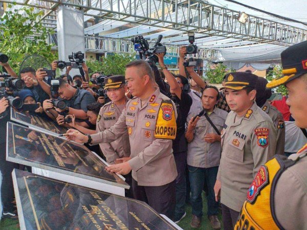 Kapolda Jatim Irjen Pol. Drs. Imam Sugianto Resmikan Gedung RS Hiperbarik TK.lll Hasta Brata Kota Batu