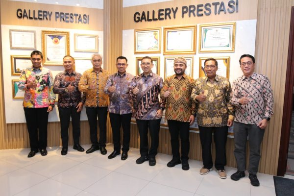 Menteri Kebudayaan RI, Fadly Zon Kunjungi Museum Heritage dan Museum Tubuh di Kota Batu