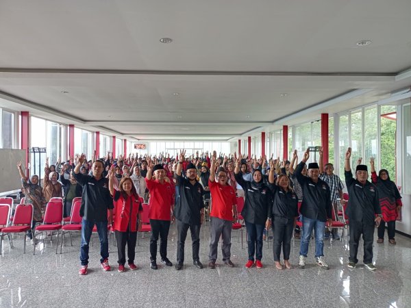 DPC PDI Perjuangan Kota Batu Gelar Pelatihan Saksi Pemilu 2024, Optimis Menangi Pilpres
