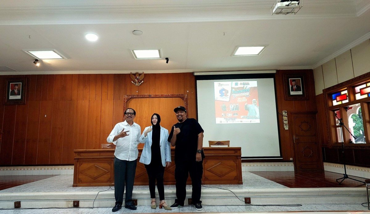 Usung Motto More Than Study, STIE Malangkucecwara Gandeng MFM Radio dan Dalbofest