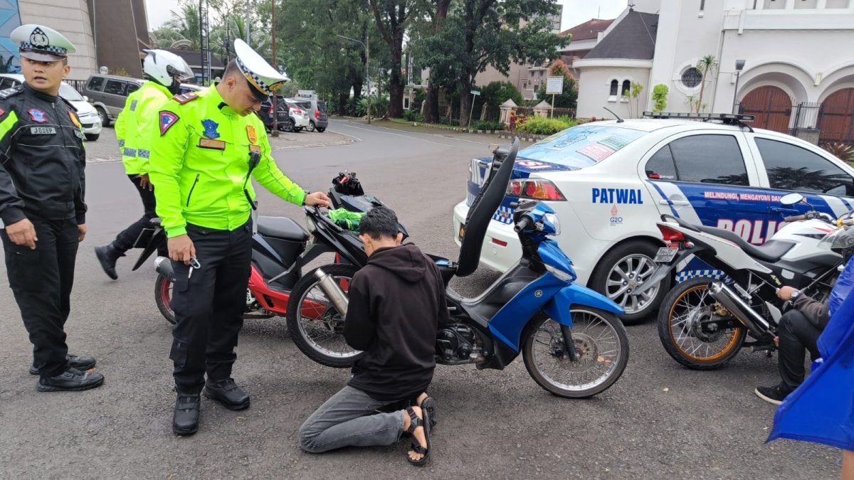 Sat Lantas Polresta Malang Kota Gelar Razia Knalpot Brong