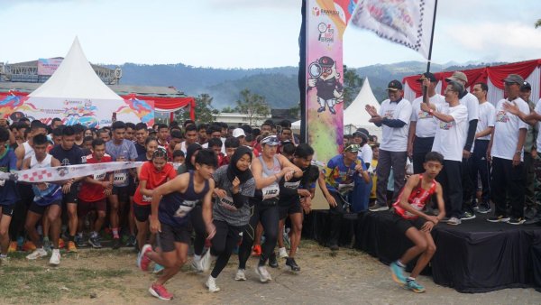 Bawaslu Kota Batu Gelar Colour Fun Run 2024, Ajak Generasi Muda Awasi Pemilu