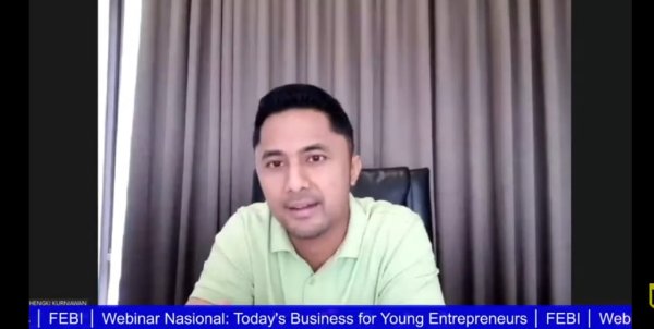 Webinar Nasional HMJM UWIGA Malang, Hengky Kurniawan Jelaskan 3 Kunci Sukses Millennial Enterpreneu
