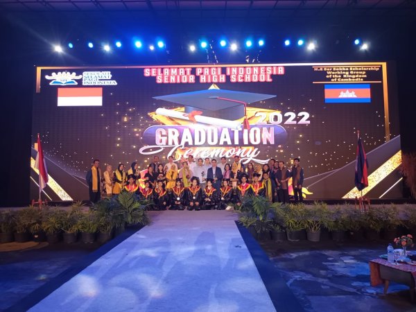 Kerjasama dengan Kerajaan Cambodia, SMA SPI Kota Batu Wisuda Sembilan Siswa dan Siswi