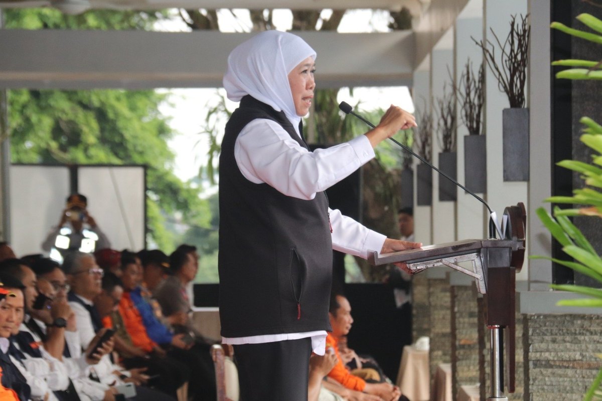 Apel Siaga Darurat Bencana Musim Hujan, Gubernur Jatim Khofifah: Waspadai Potensi Bencana Alam Tanah Longsor dan Banjir