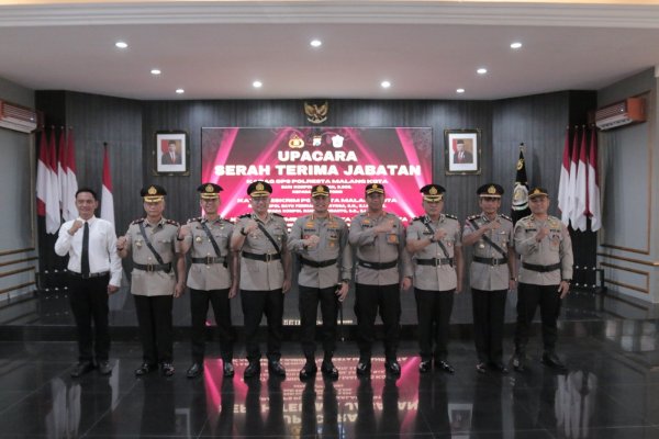 Kombes Pol. Buher Pimpin Sertijab dan Kenal Pamit PJU Polresta Malang Kota