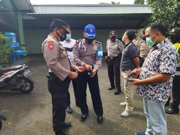 Program Satu Jiwa, Kapolsek Karangploso Tegaskan Anggotanya Peraturan Komando