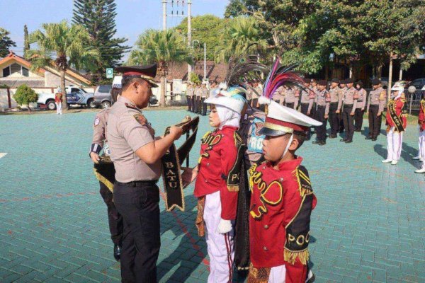 Siap Berkompetisi di Tingkat Provinsi, Kapolres Batu, AKBP Dr. Aris Purwanto Kukuhkan Polisi Cilik