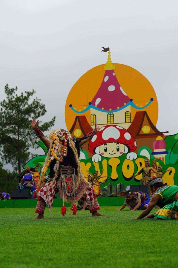 Hadirkan Tujuh Sapta Pesona Wisata di Amfiteater, Mikutopia Buka Rekrutmen Karyawan, Berikut Kualifikasinya